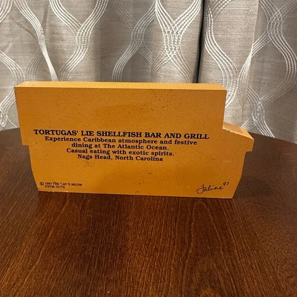 The Cat’s Meow Set of Three Decorative Wooden Buildings - Picture 5 of 9